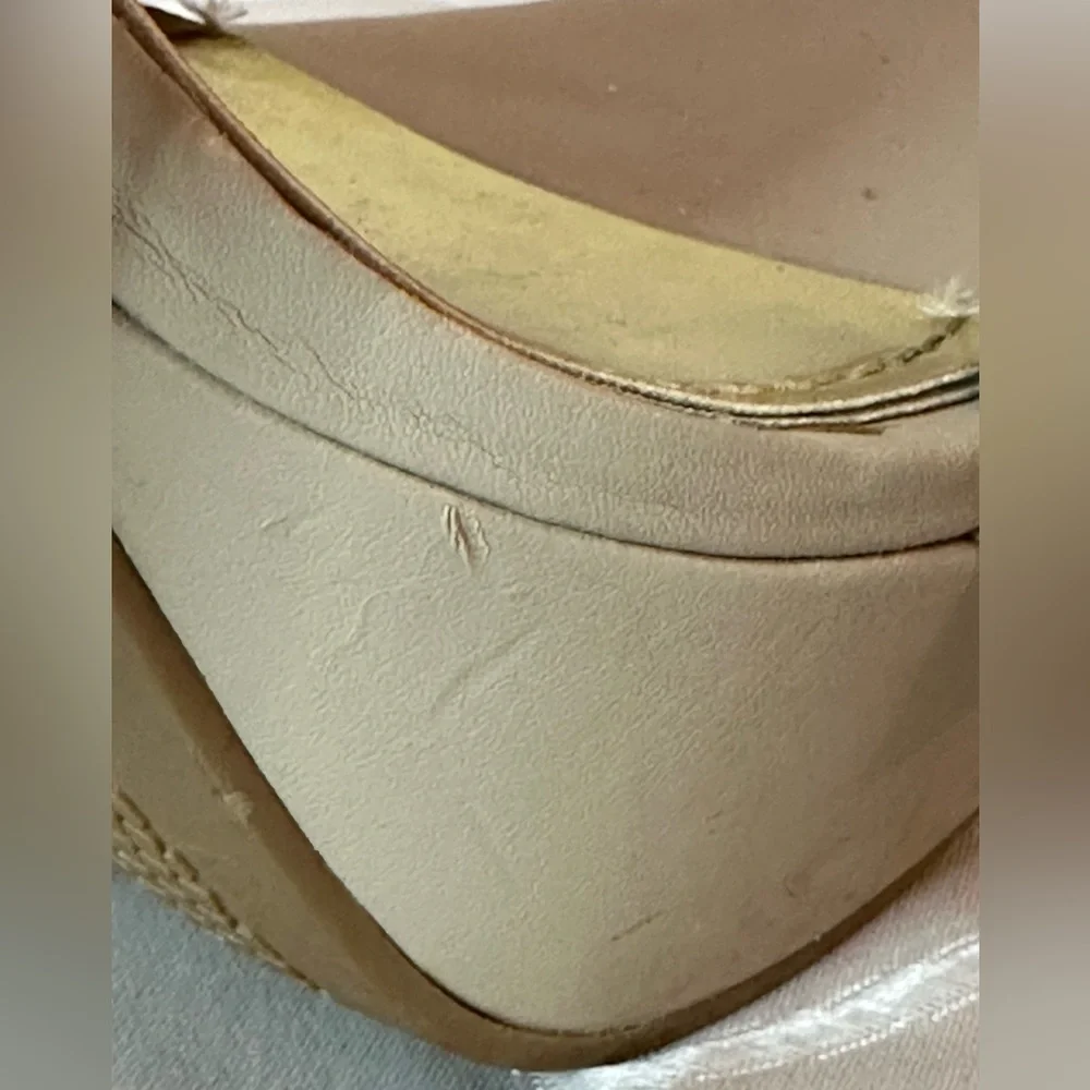 Aldo Beige Strappy Heels with Brass Accents, size 9 - Picture 11 of 16